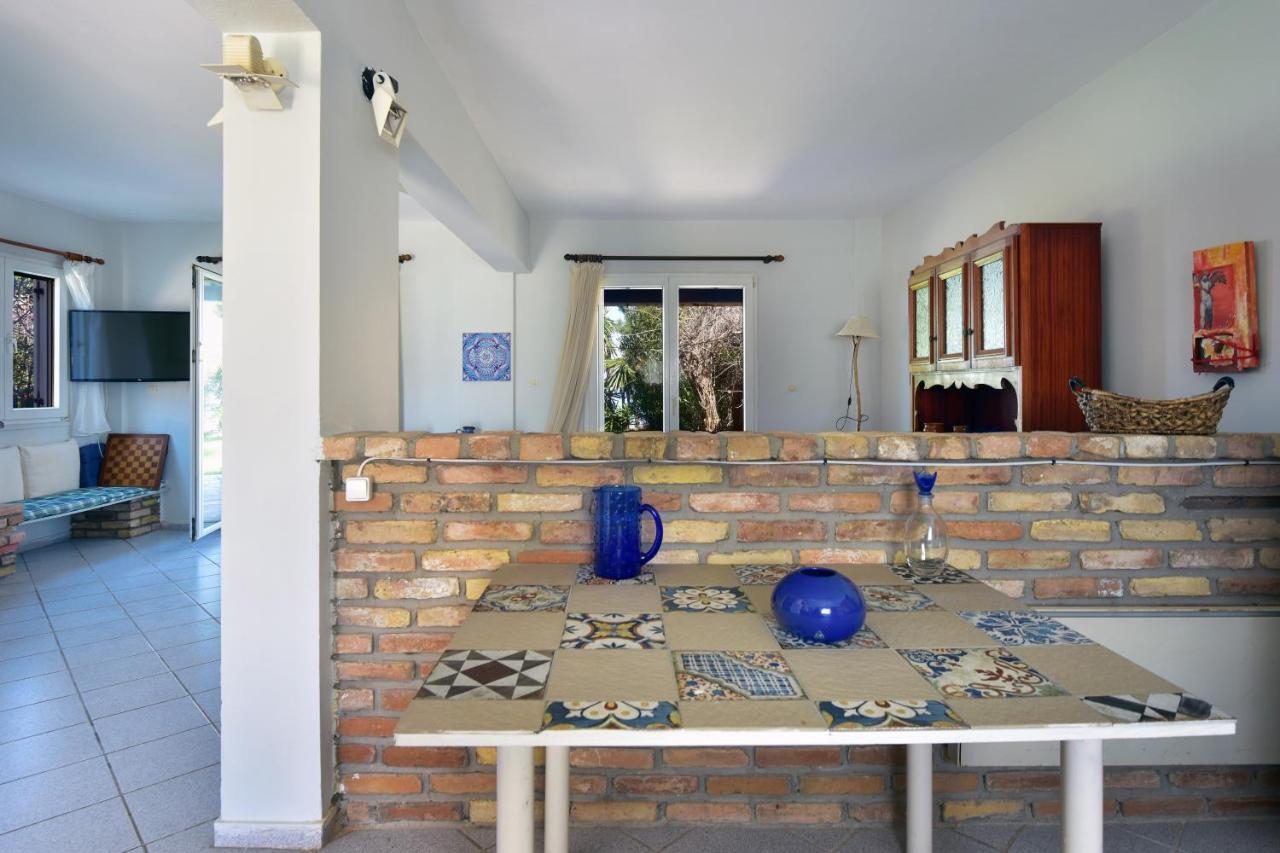 Villa By The Sea - Βίλα Πάνω Στη Θάλασσα Kavos Exterior photo
