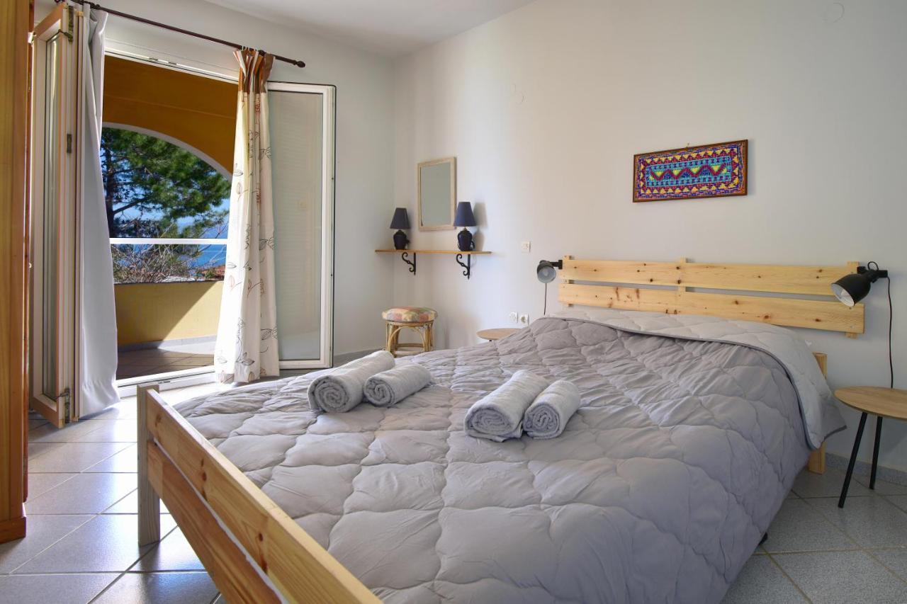 Villa By The Sea - Βίλα Πάνω Στη Θάλασσα Kavos Exterior photo